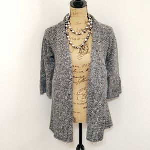 Black gray white knit cardigan 3/4 sleeves cozy for office travel Small Pout